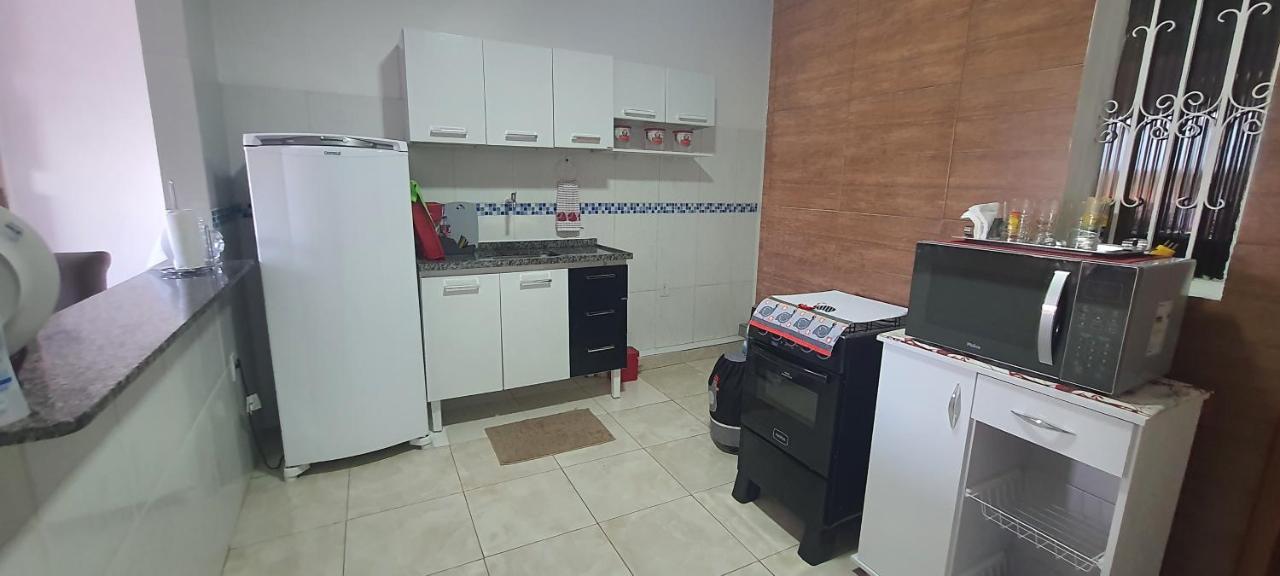 Apto 2 - Hospedagem Da Almira Manaus Exteriör bild